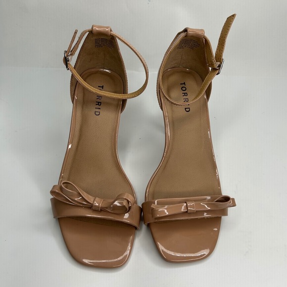 New Torrid Stiletto Heels Nude Patent Bow Square Toe Ankle Strap 7.5WW 17229919 - Picture 10 of 14